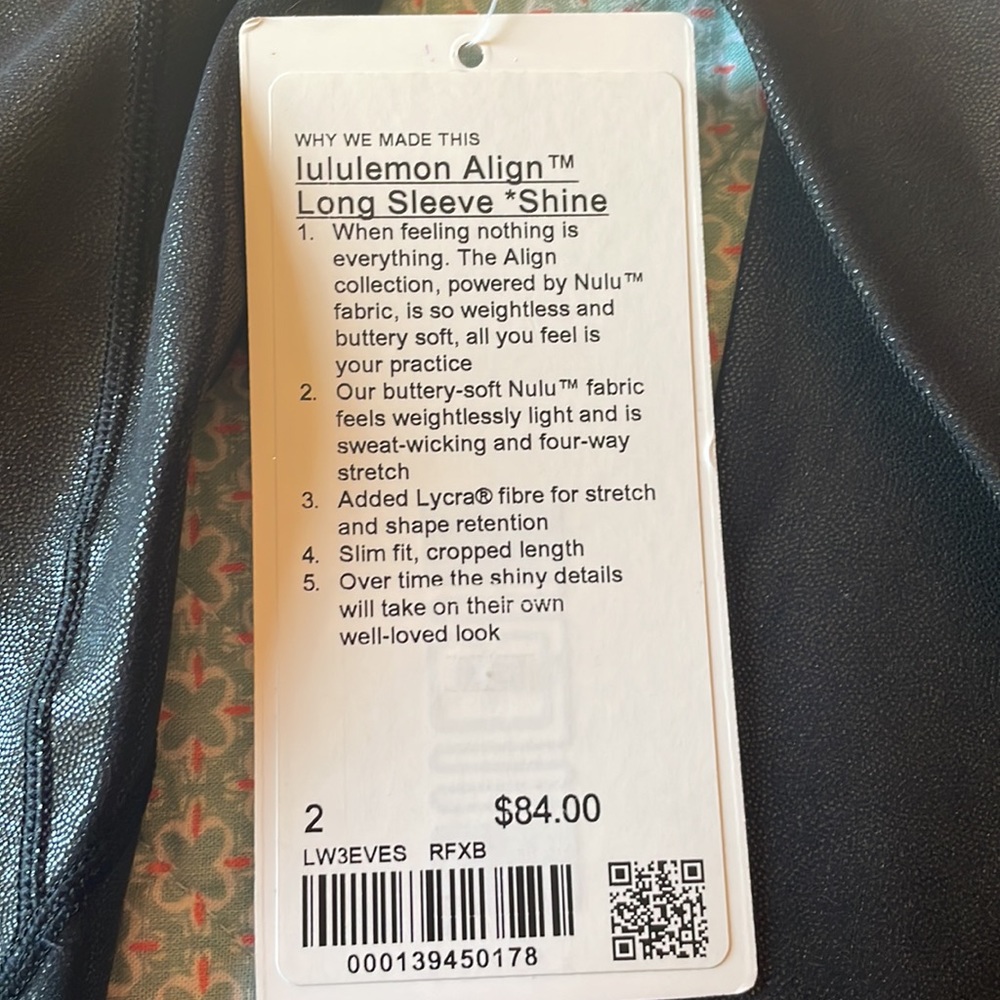 NWT Lululemon foil top - Picture 8 of 8